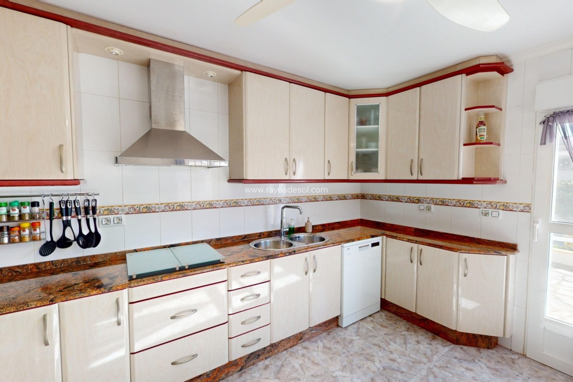 Resale - House - Los Alcazares