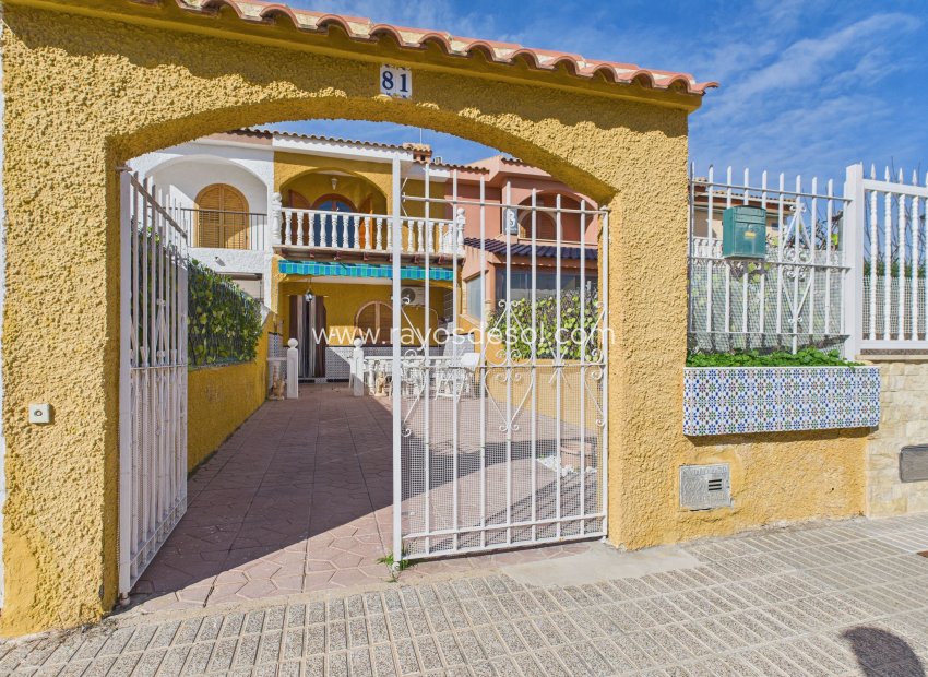 Resale - House - Los Alcazares