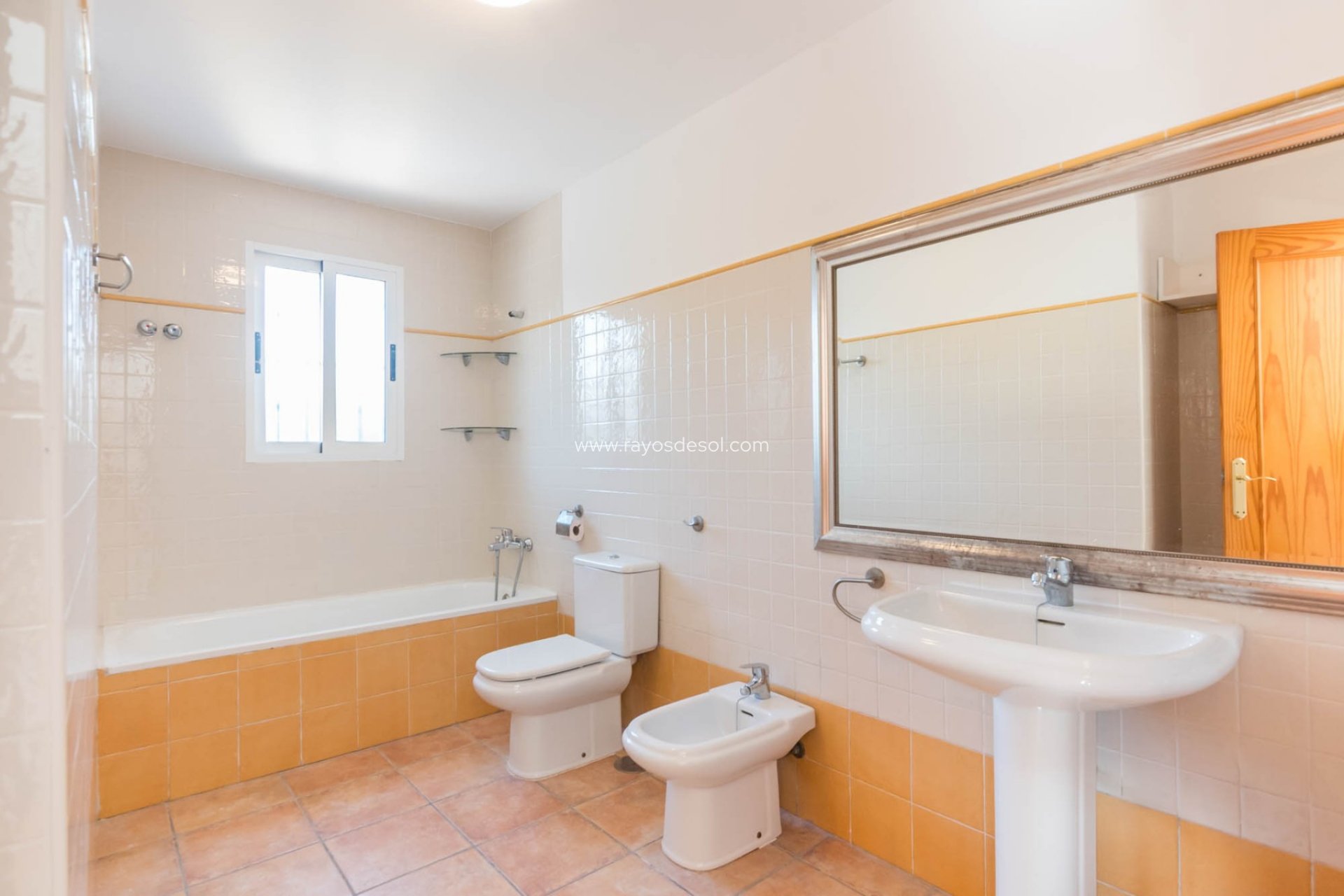 Resale - House - Los Alcazares