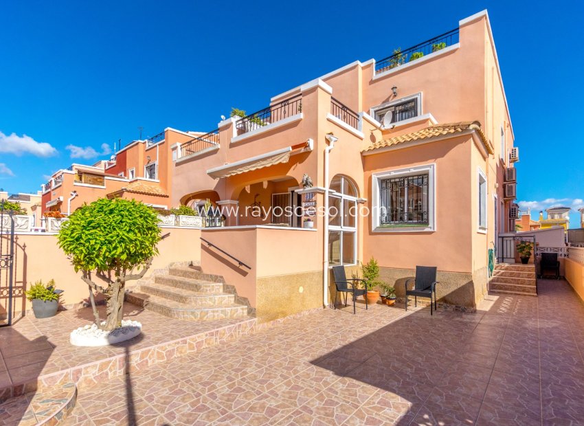 Resale - House - Los Montesinos - La Herrada