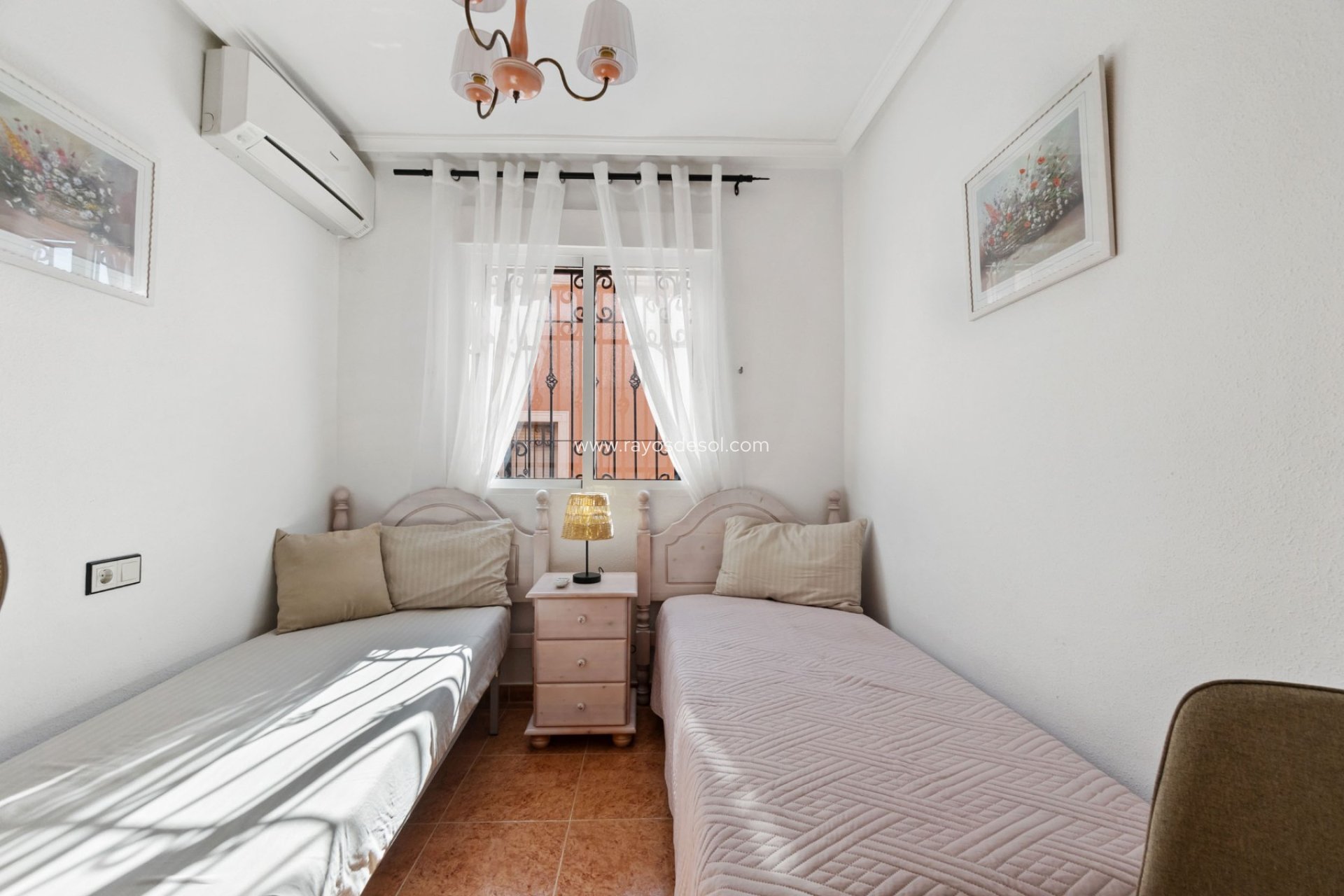 Resale - House - Los Montesinos - La Herrada