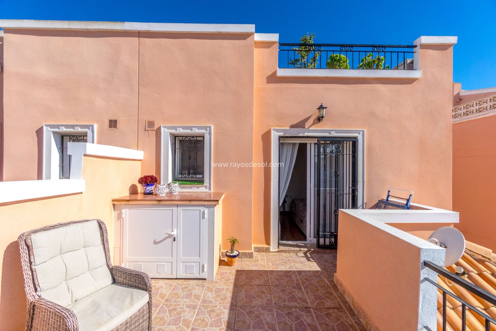 Resale - House - Los Montesinos - La Herrada