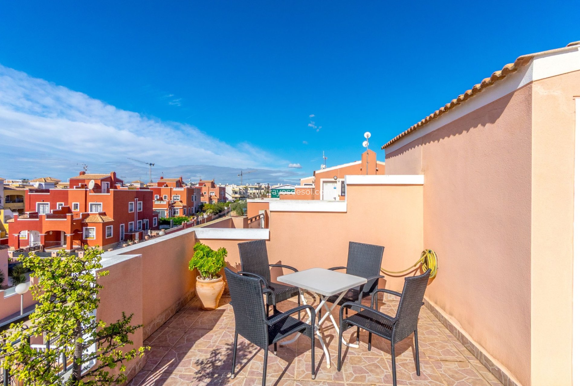 Resale - House - Los Montesinos - La Herrada