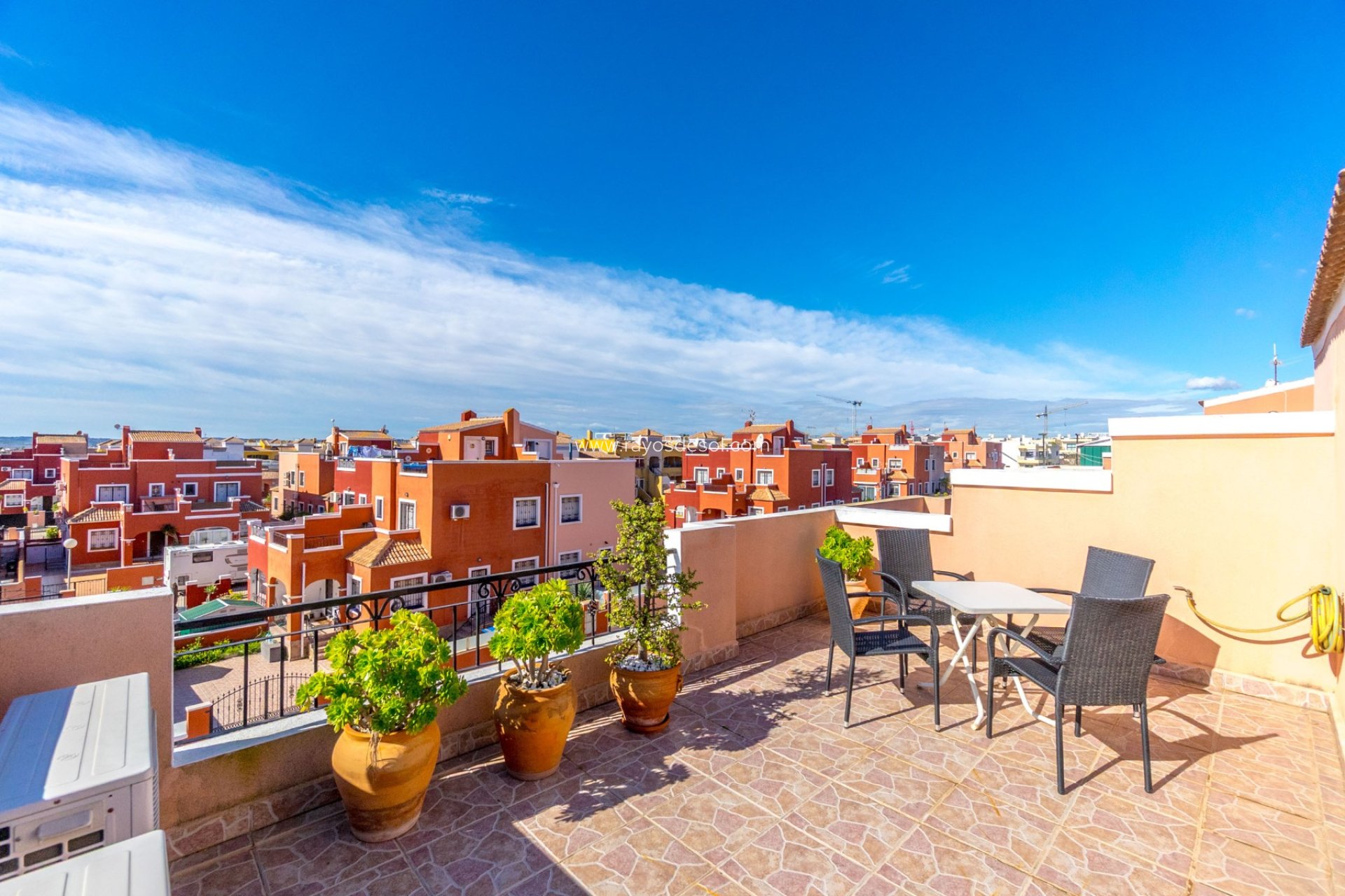 Resale - House - Los Montesinos - La Herrada