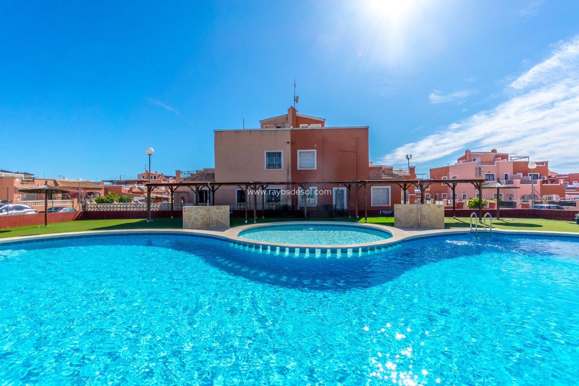 Resale - House - Los Montesinos - La Herrada