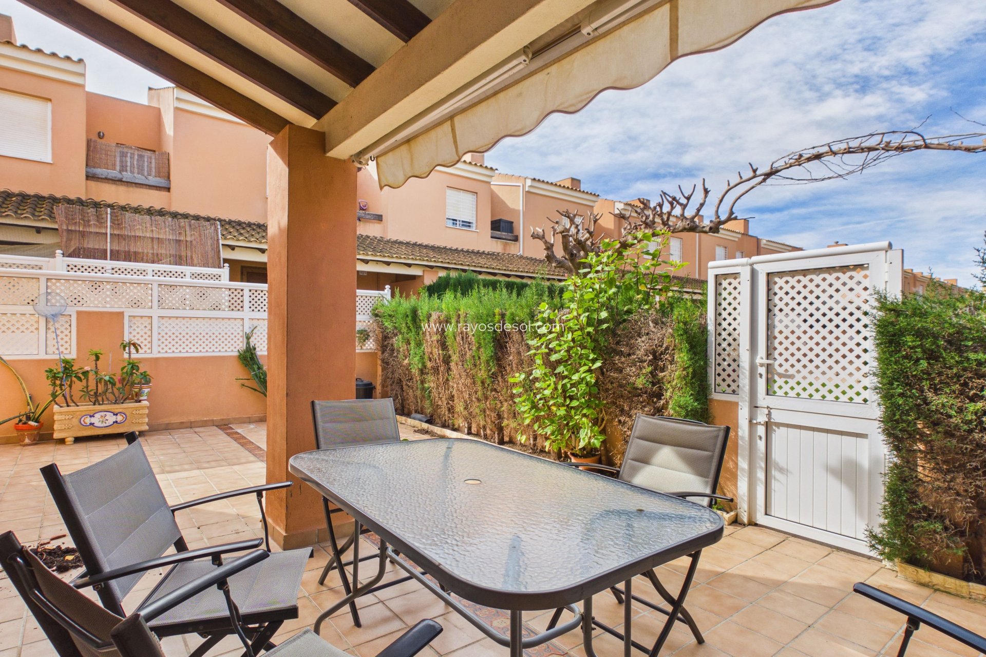 Resale - House - Mar de Cristal