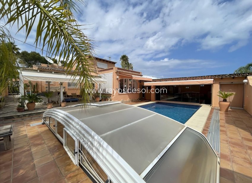 Resale - House - Moraira