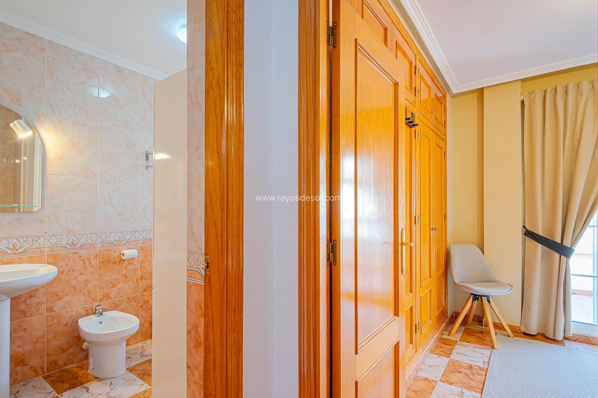 Resale - House - Orihuela Costa - Cabo roig - La Zenia