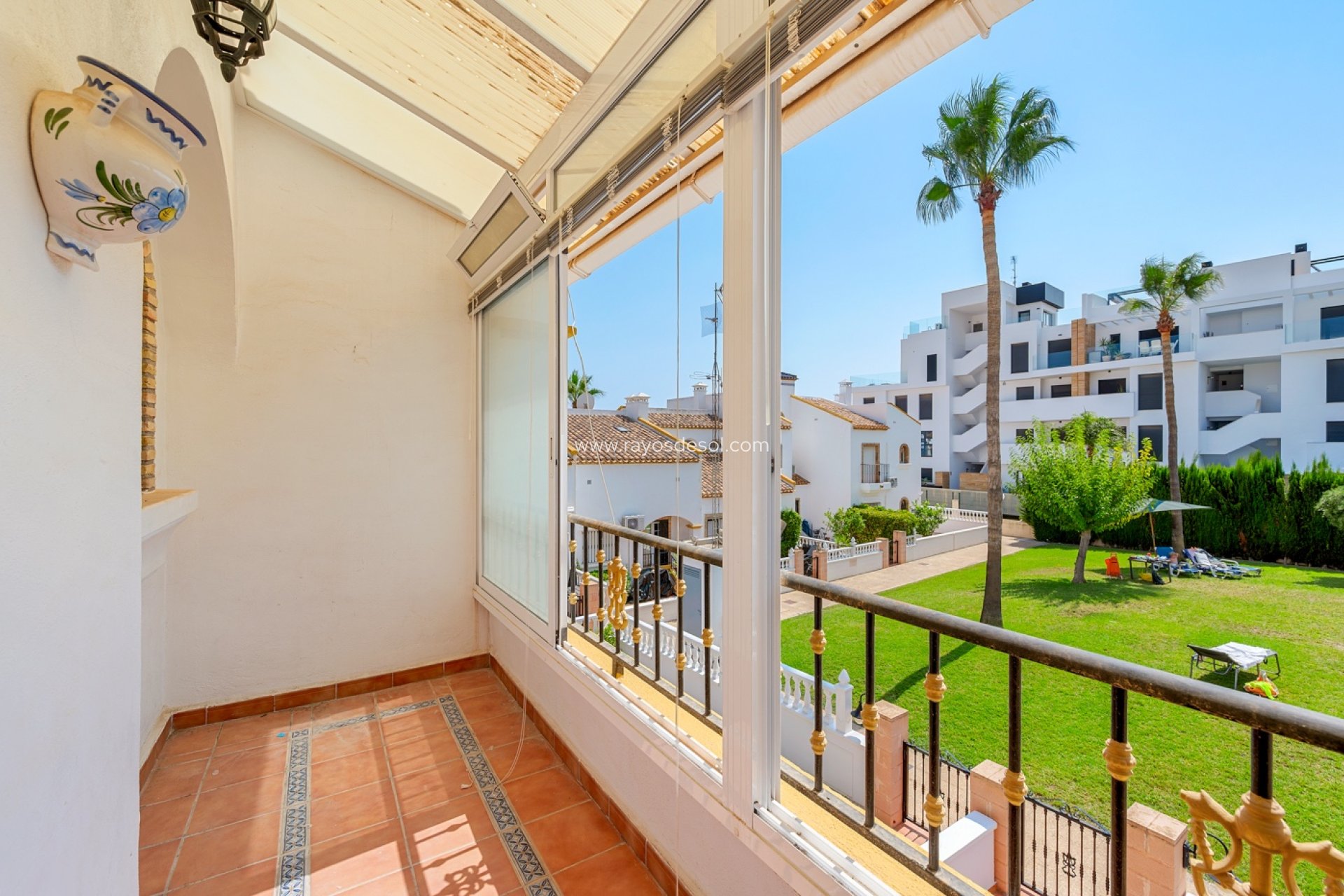 Resale - House - Orihuela Costa - Los Dolses