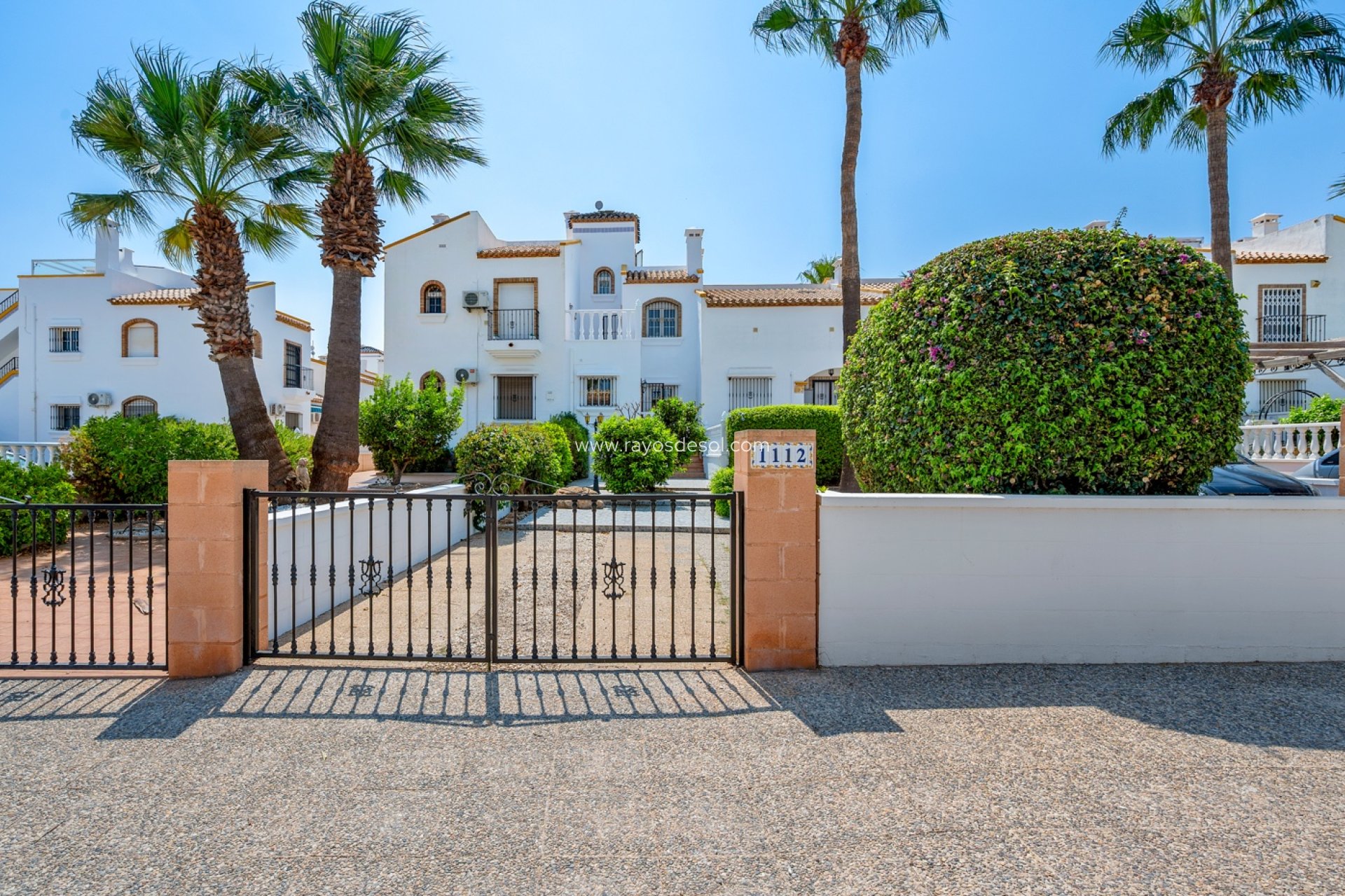 Resale - House - Orihuela Costa - Los Dolses