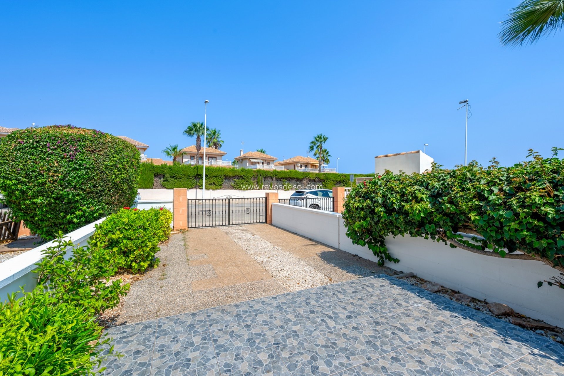 Resale - House - Orihuela Costa - Los Dolses