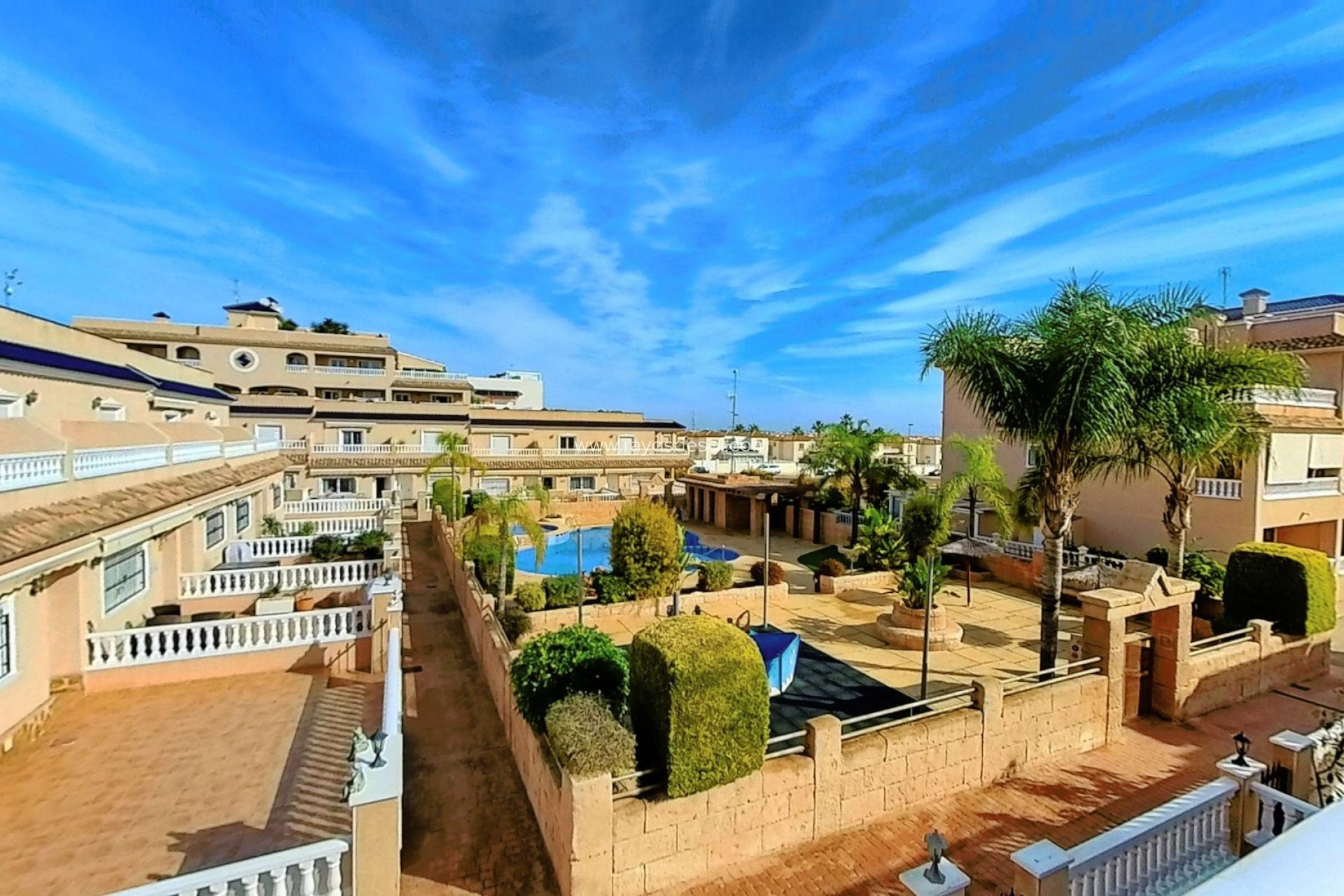 Resale - House - Orihuela Costa - Los Dolses