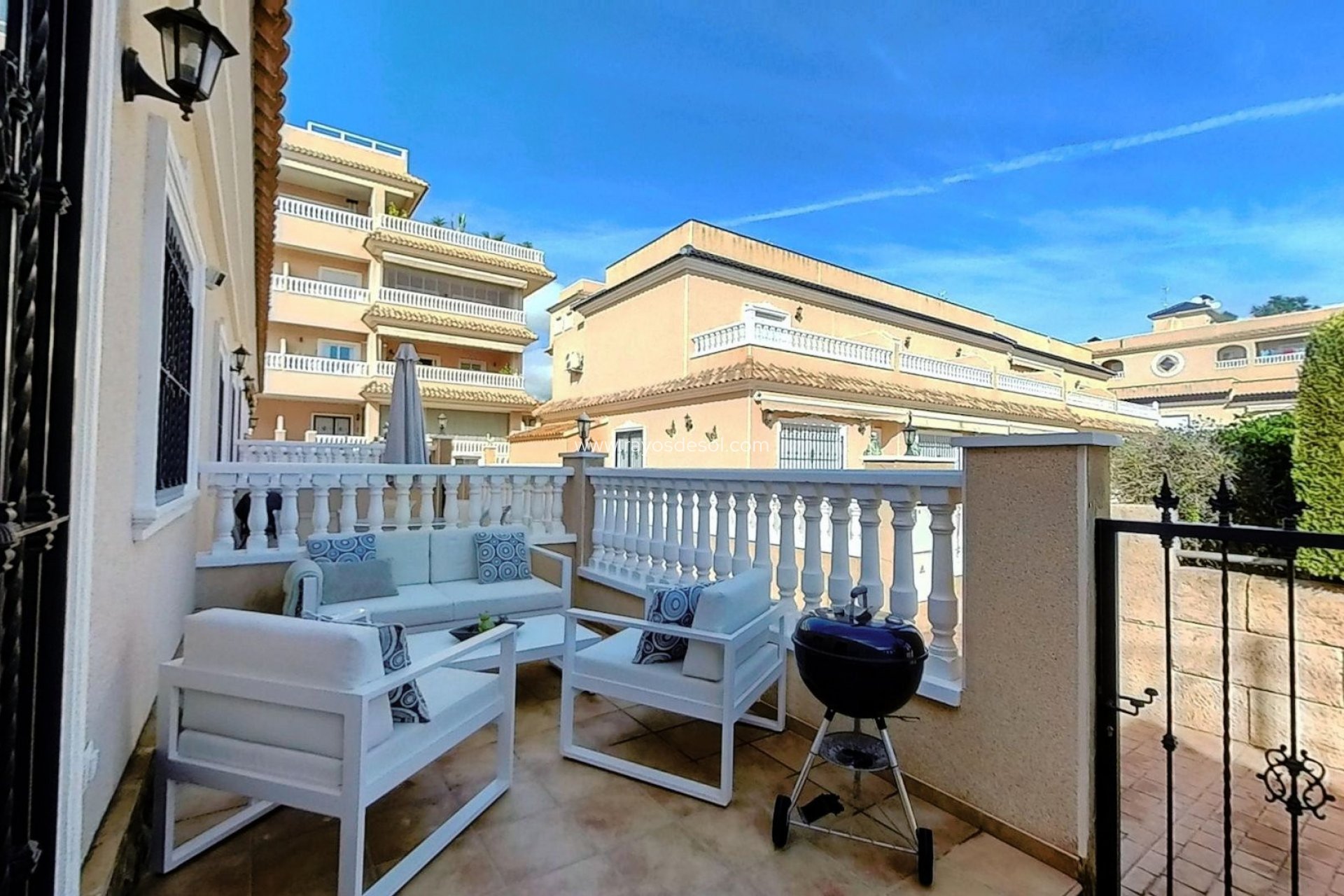 Resale - House - Orihuela Costa - Los Dolses