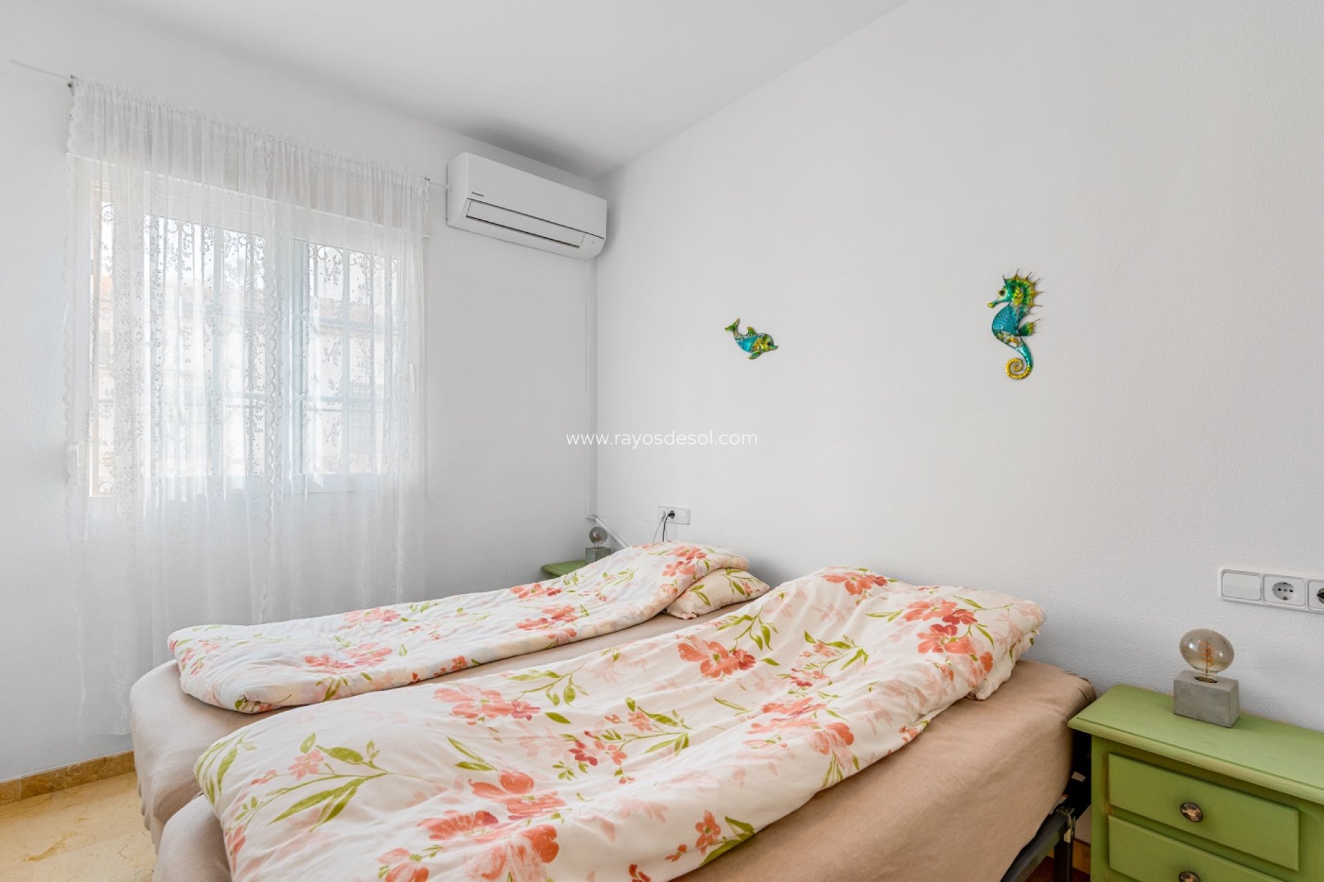 Resale - House - Orihuela Costa - Playa Flamenca