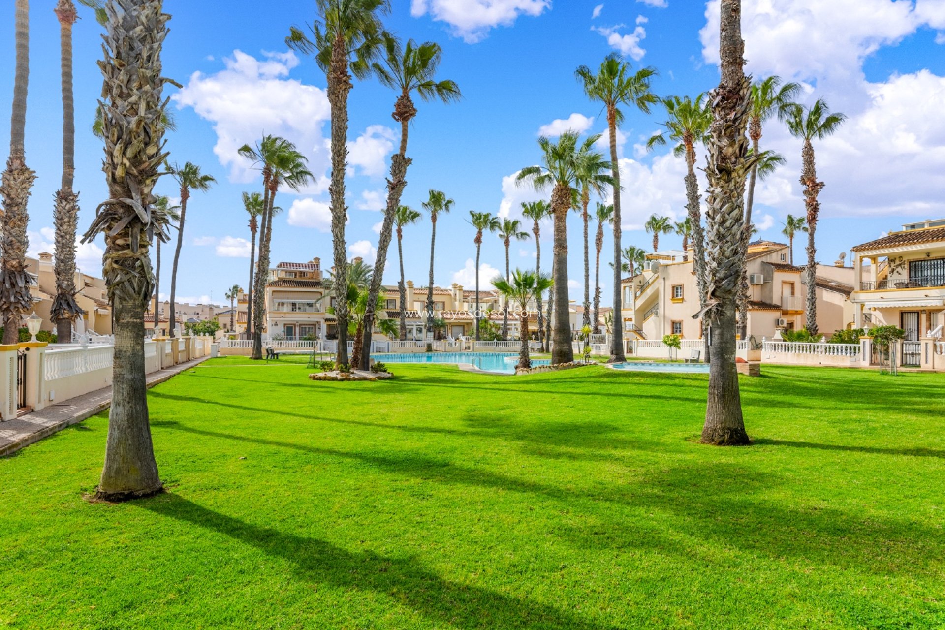 Resale - House - Orihuela Costa - Playa Flamenca