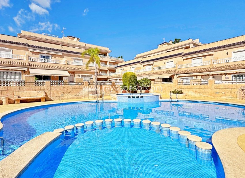 Resale - House - Orihuela Costa - Villamartín