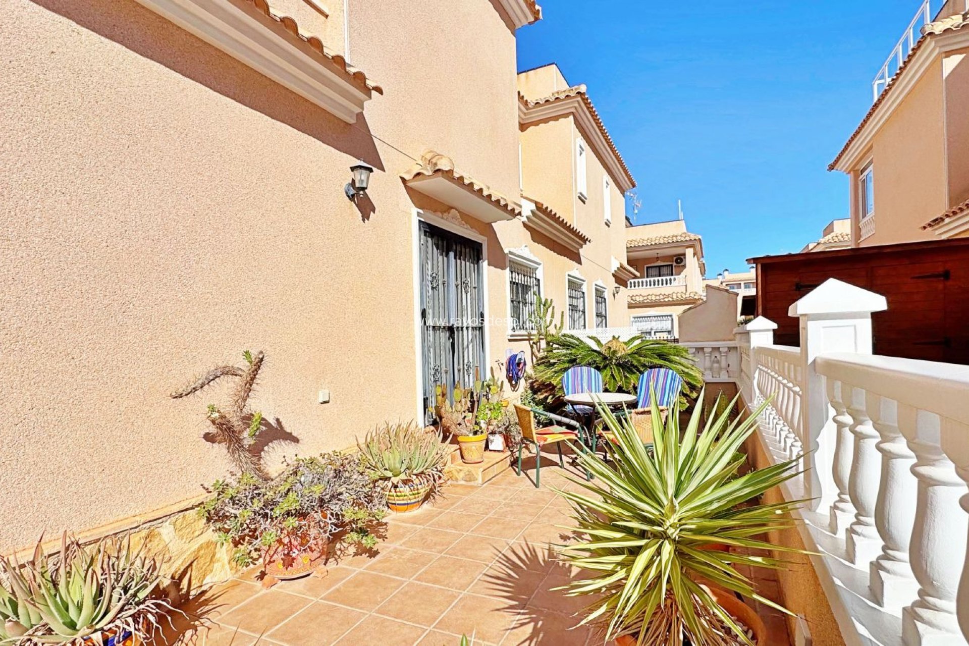 Resale - House - Orihuela Costa - Villamartín