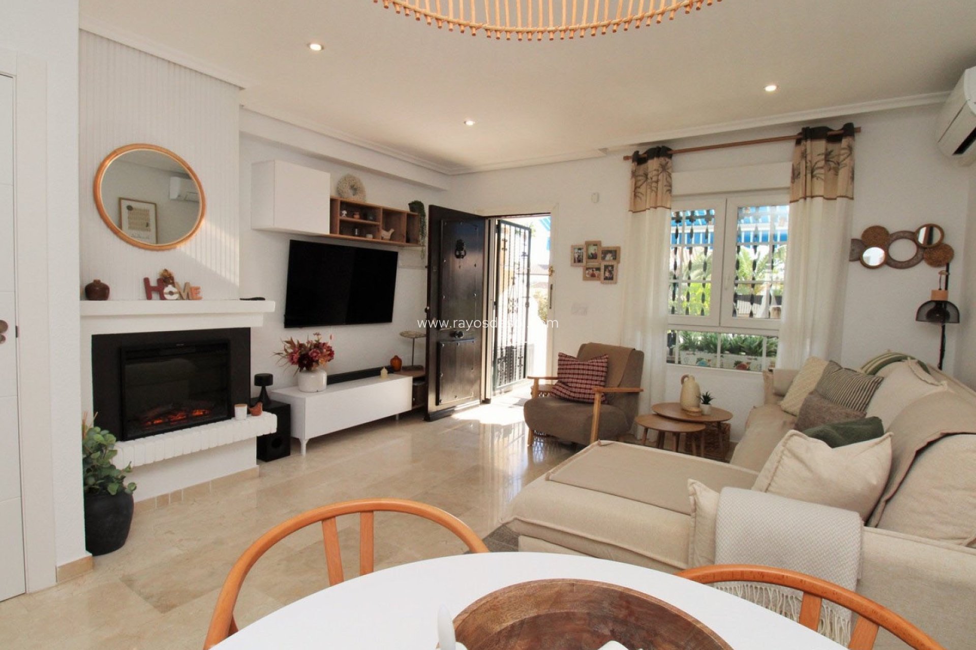 Resale - House - Orihuela Costa - Villamartín