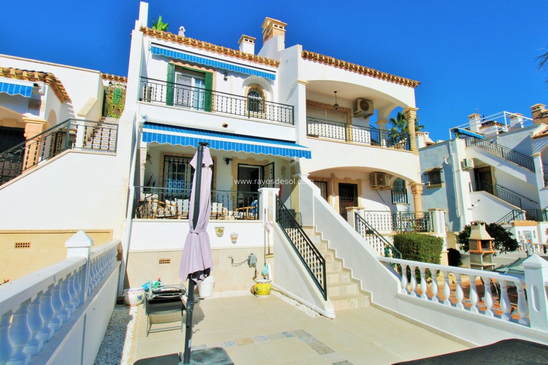 Resale - House - Orihuela Costa - Villamartín