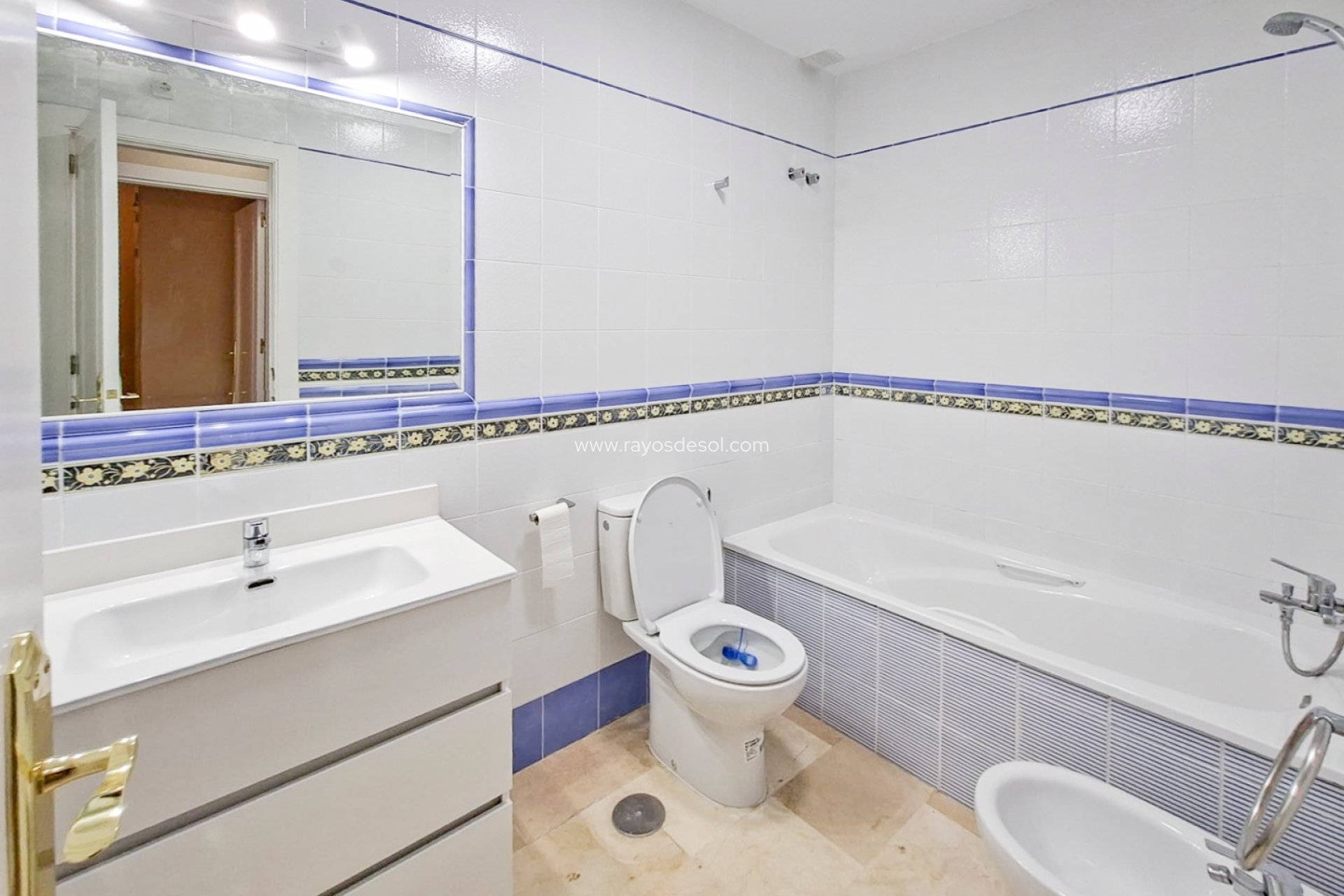 Resale - House - Orihuela Costa - Villamartin