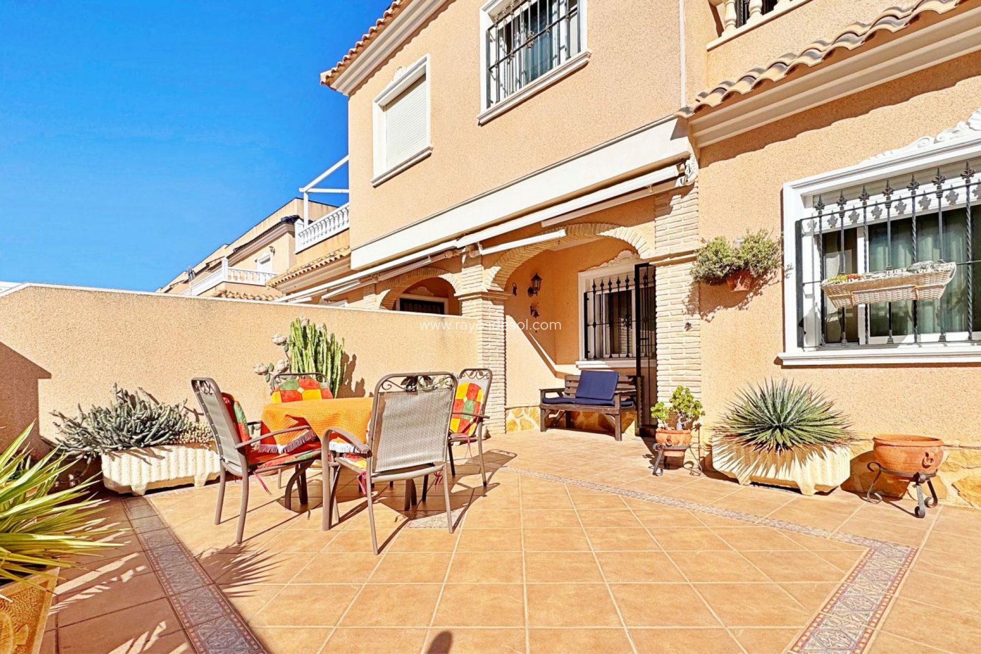 Resale - House - Orihuela Costa - Villamartín