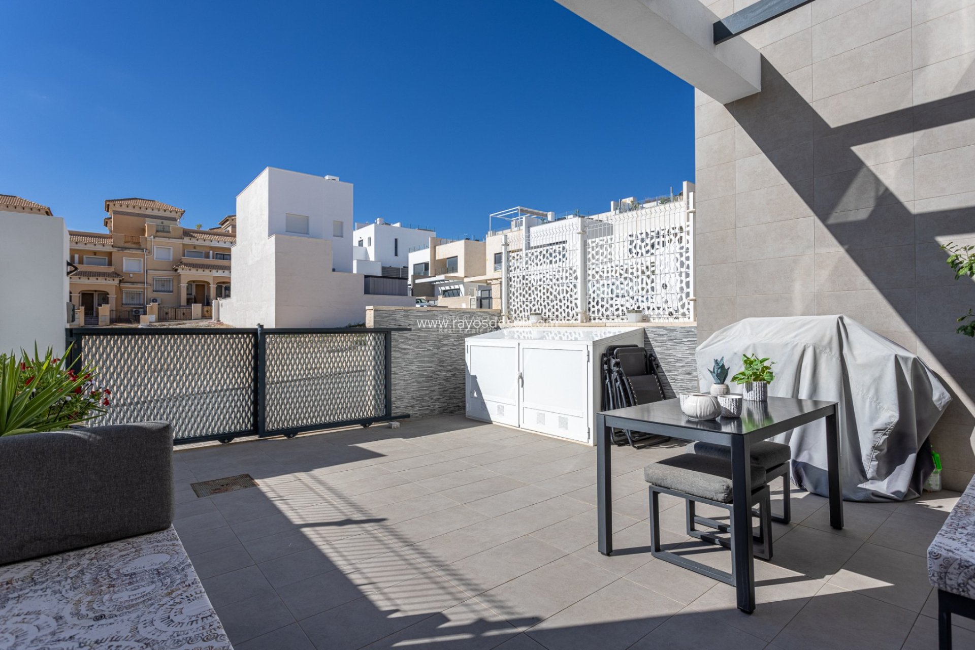 Resale - House - Orihuela Costa - Villamartín