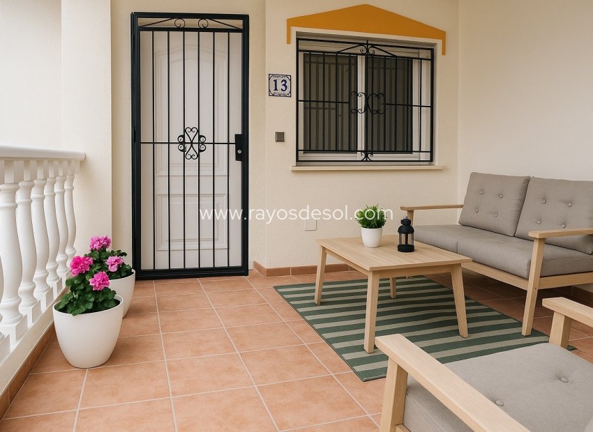 Resale - House - Orihuela Costa