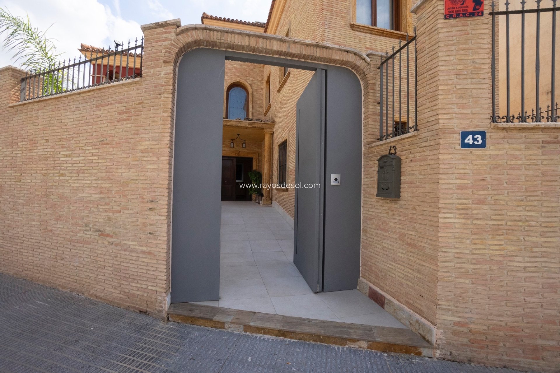 Resale - House - Orihuela