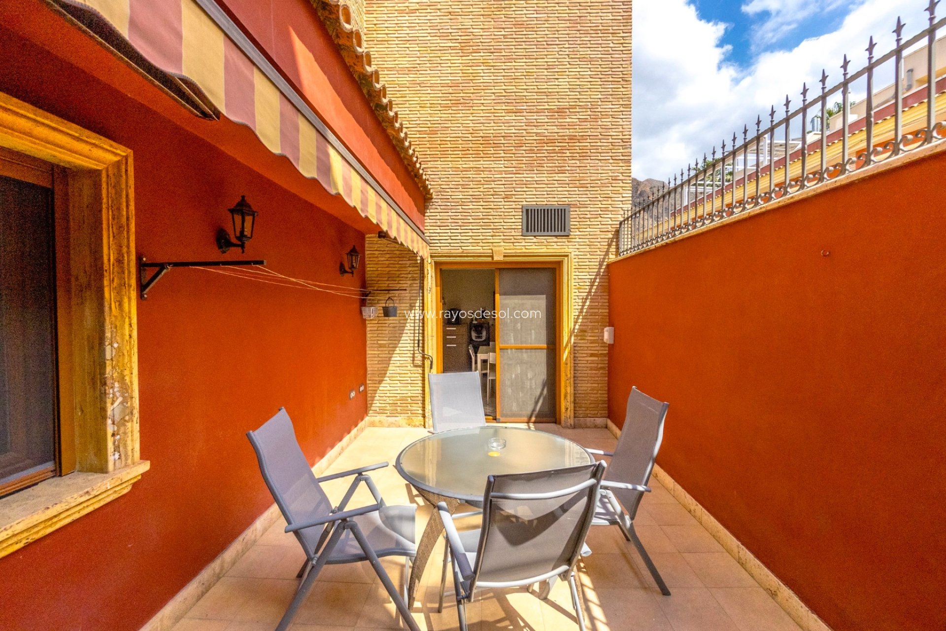 Resale - House - Orihuela