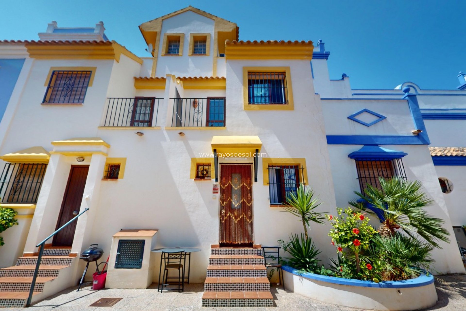 Resale - House - Roda