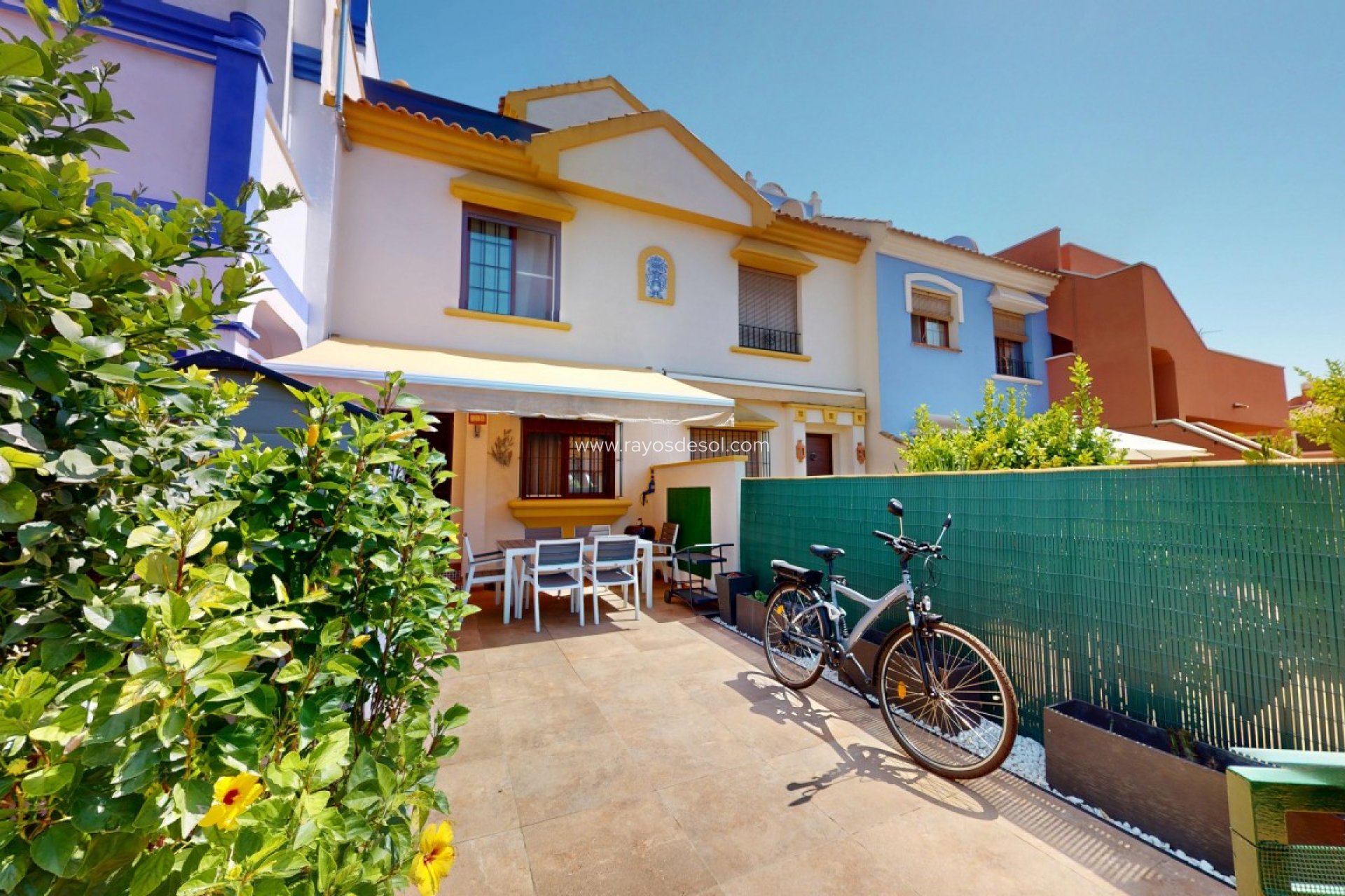 Resale - House - Roda