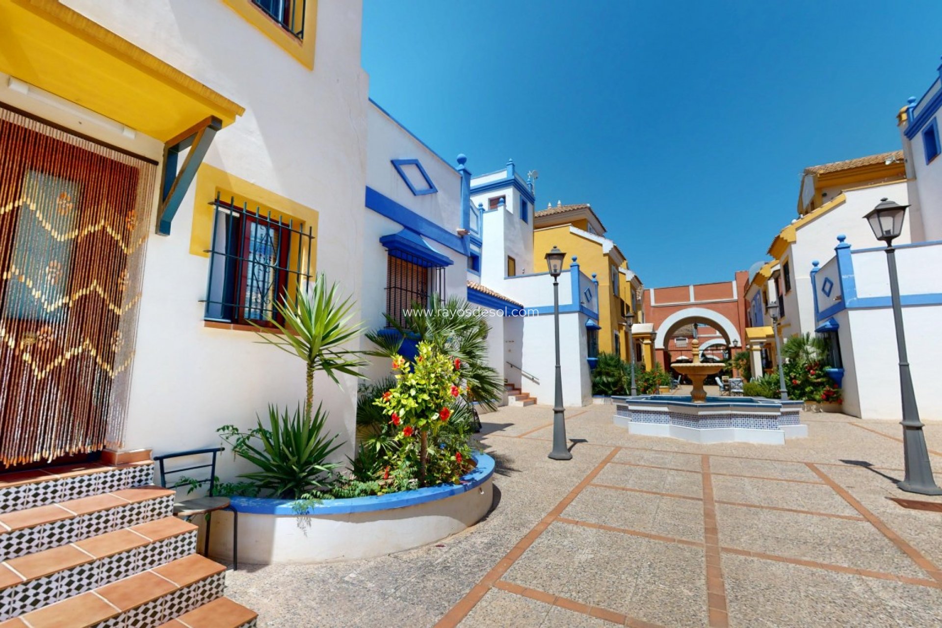 Resale - House - Roda