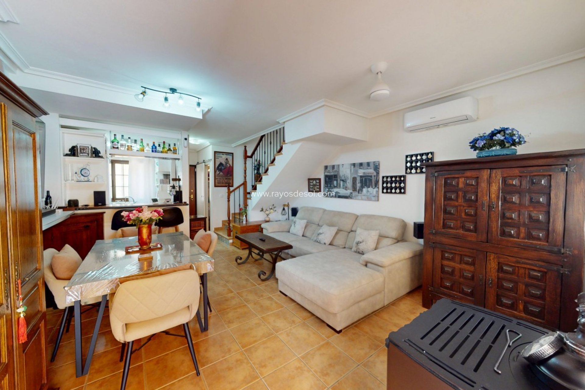 Resale - House - Roda