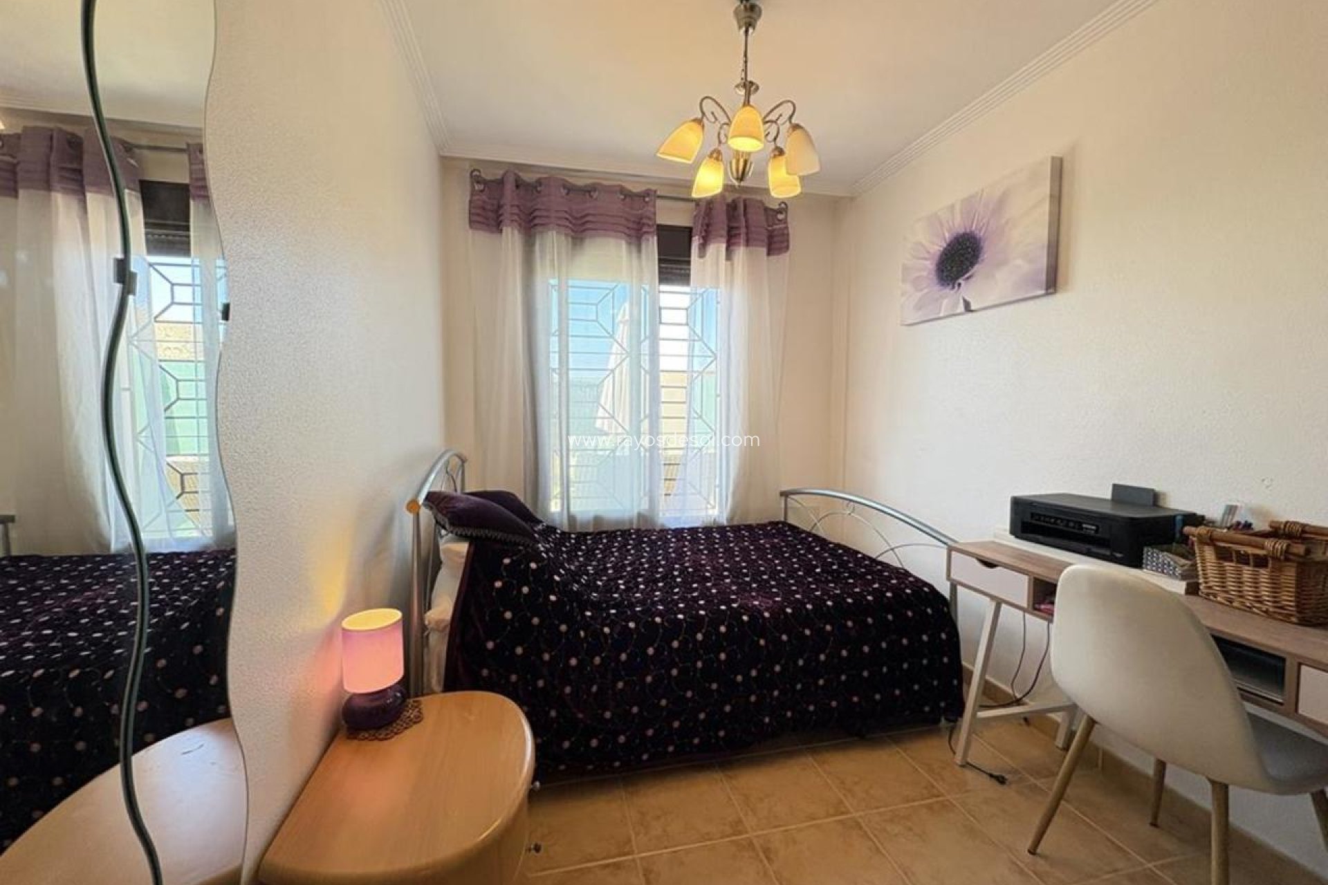 Resale - House - San Cayetano