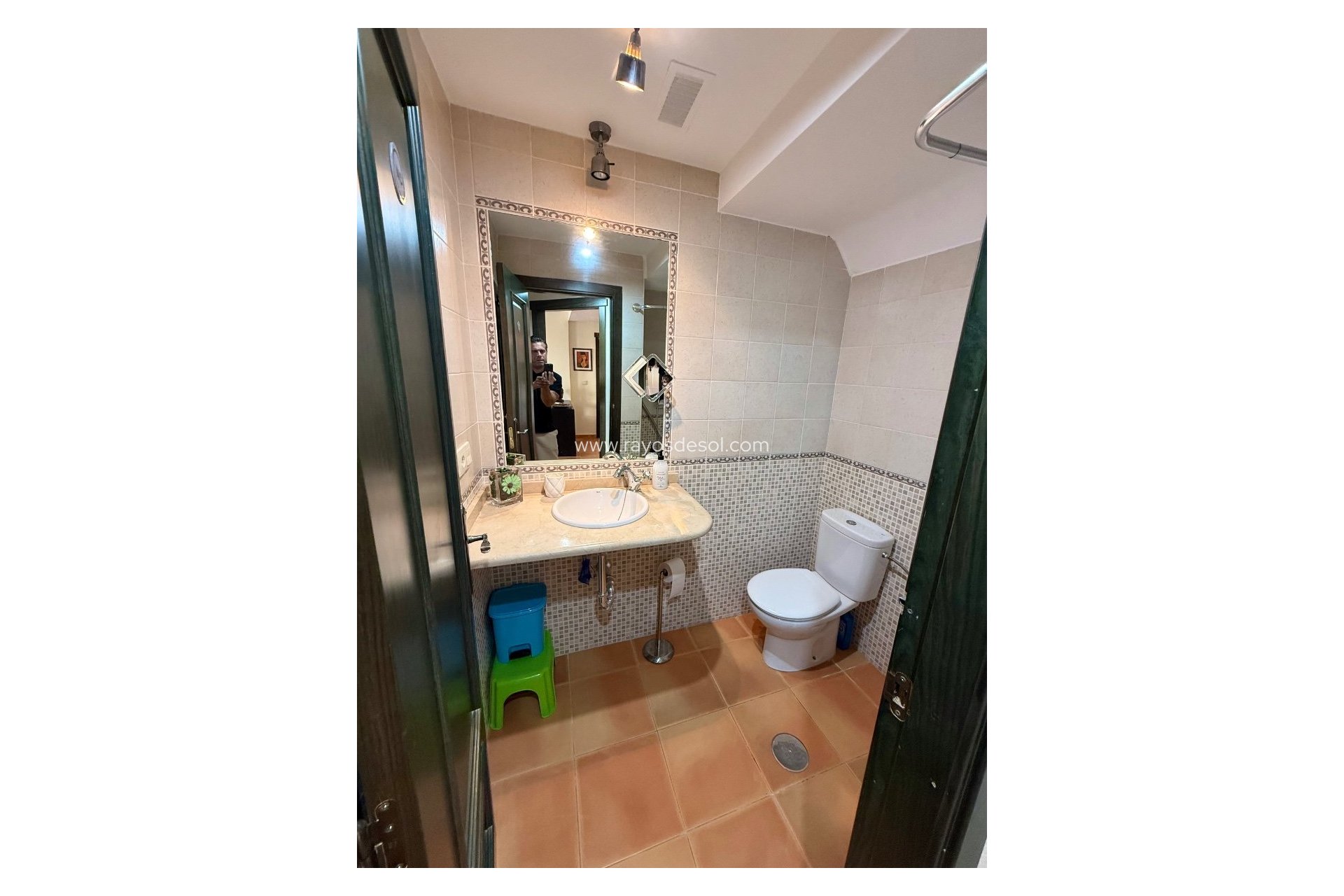 Resale - House - San Cayetano