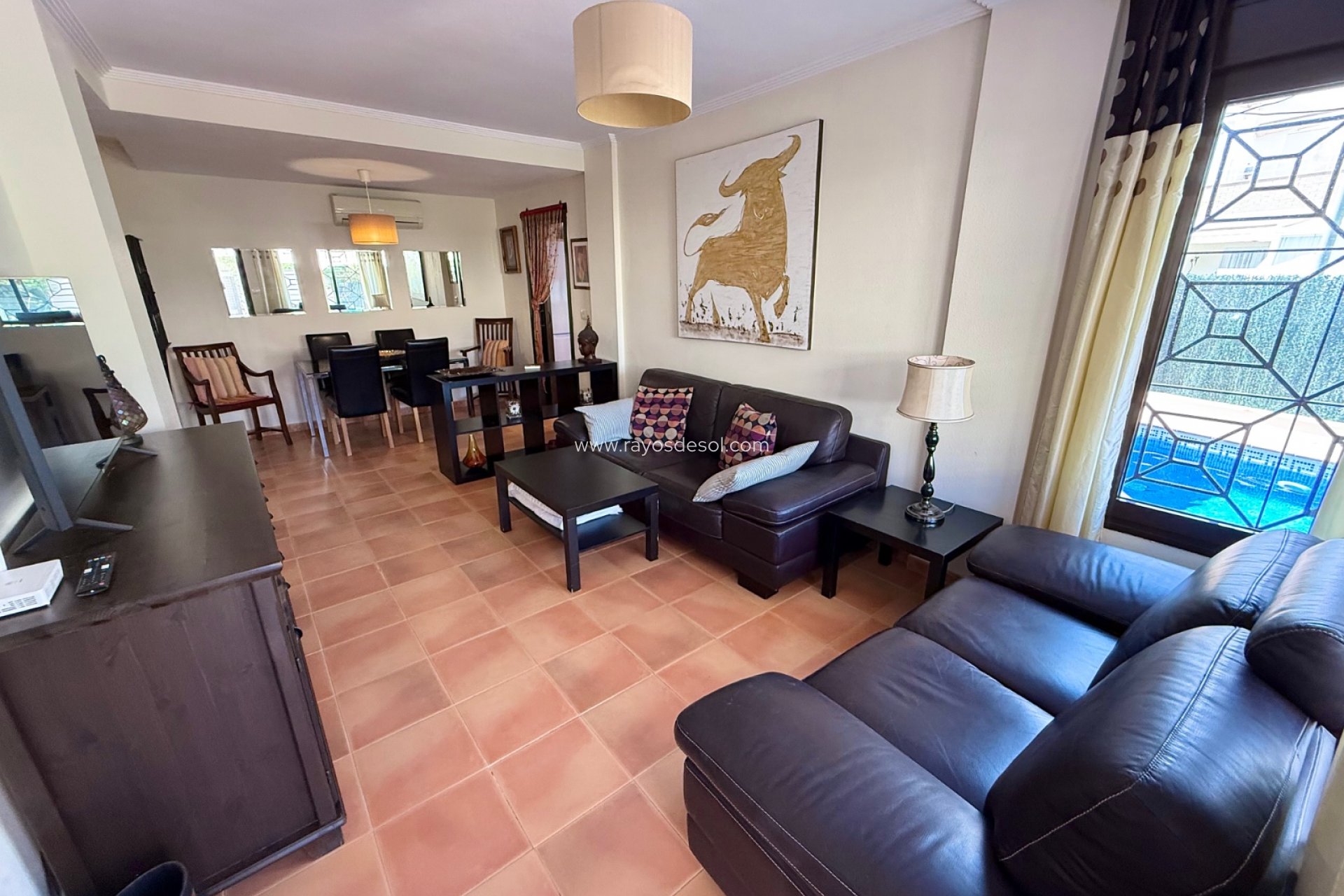Resale - House - San Cayetano