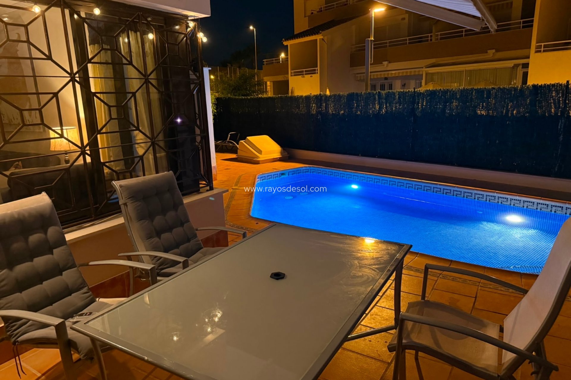 Resale - House - San Cayetano