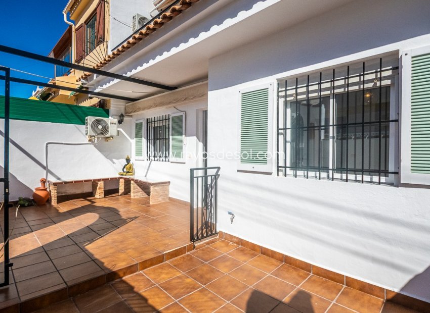 Resale - House - San Miguel de Salinas