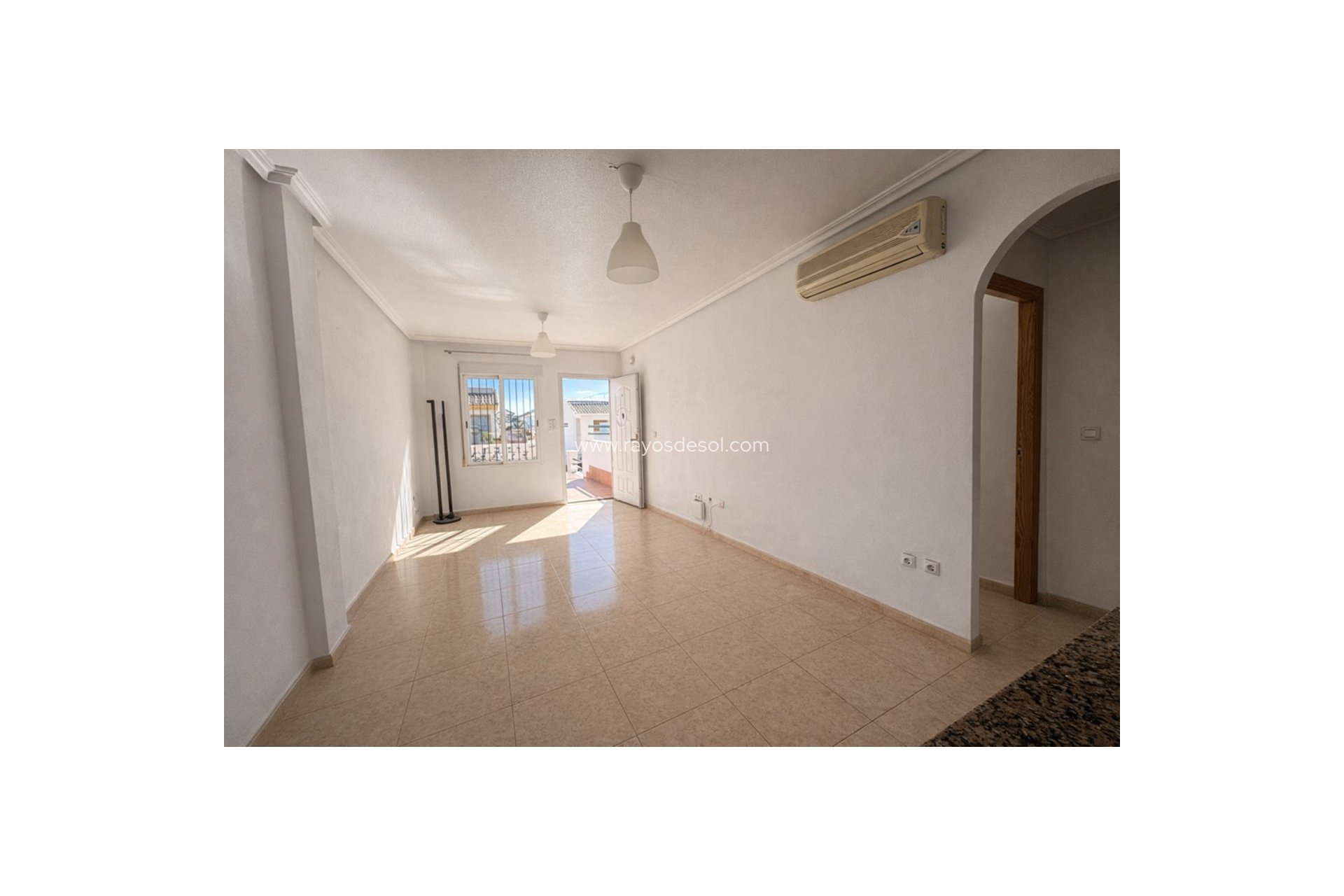 Resale - House - Sucina