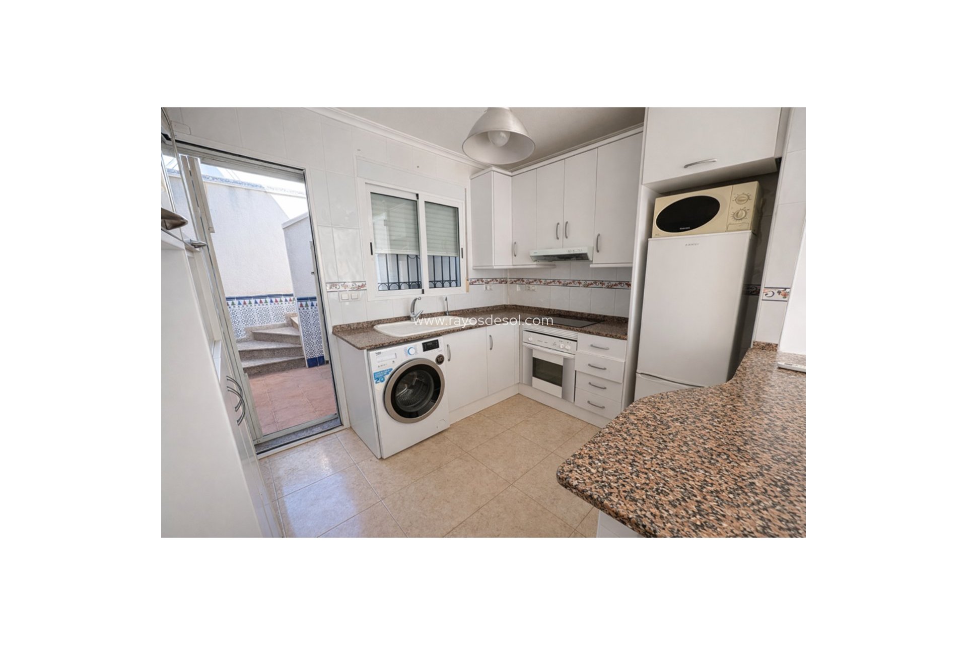 Resale - House - Sucina