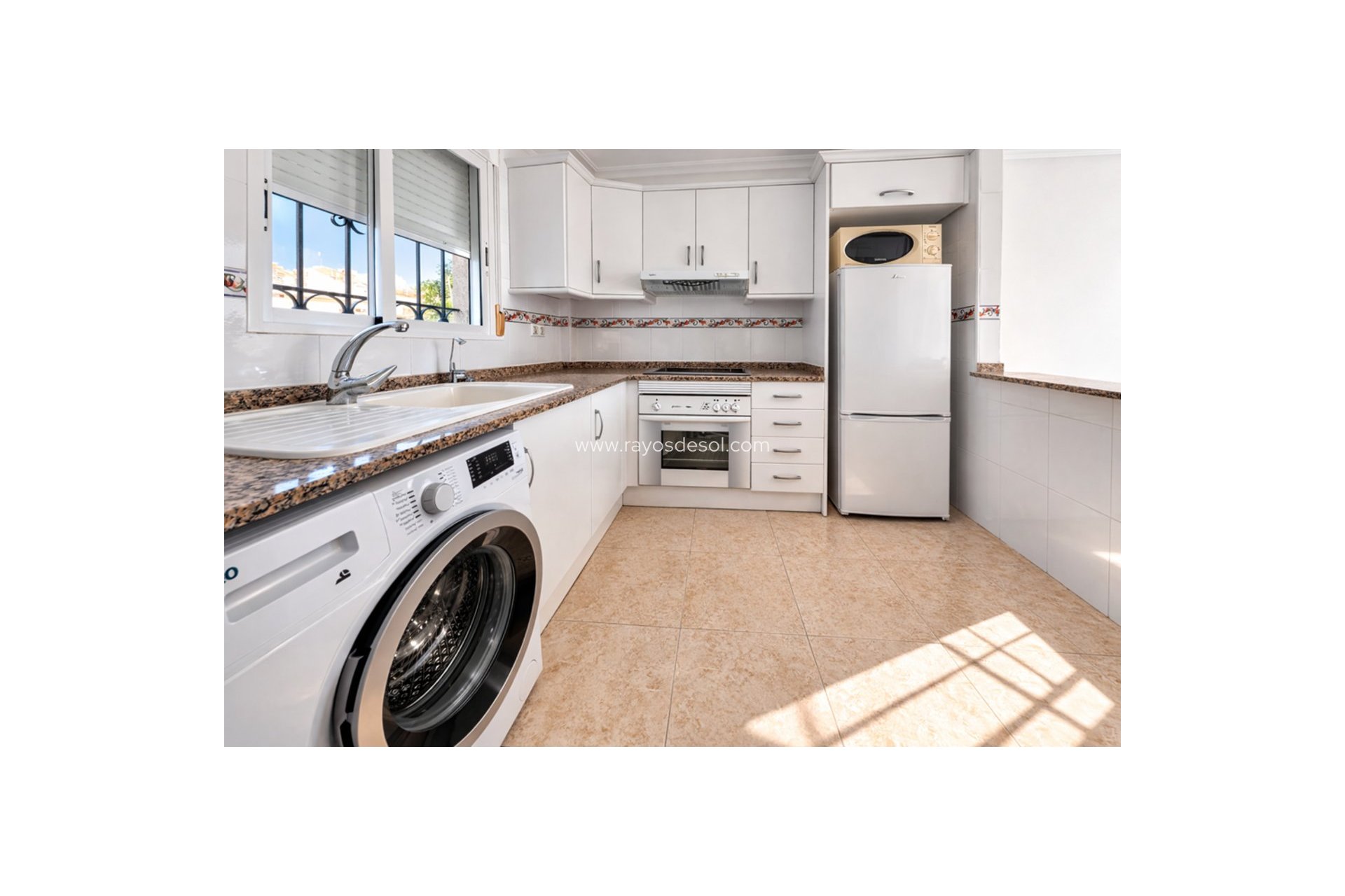 Resale - House - Sucina