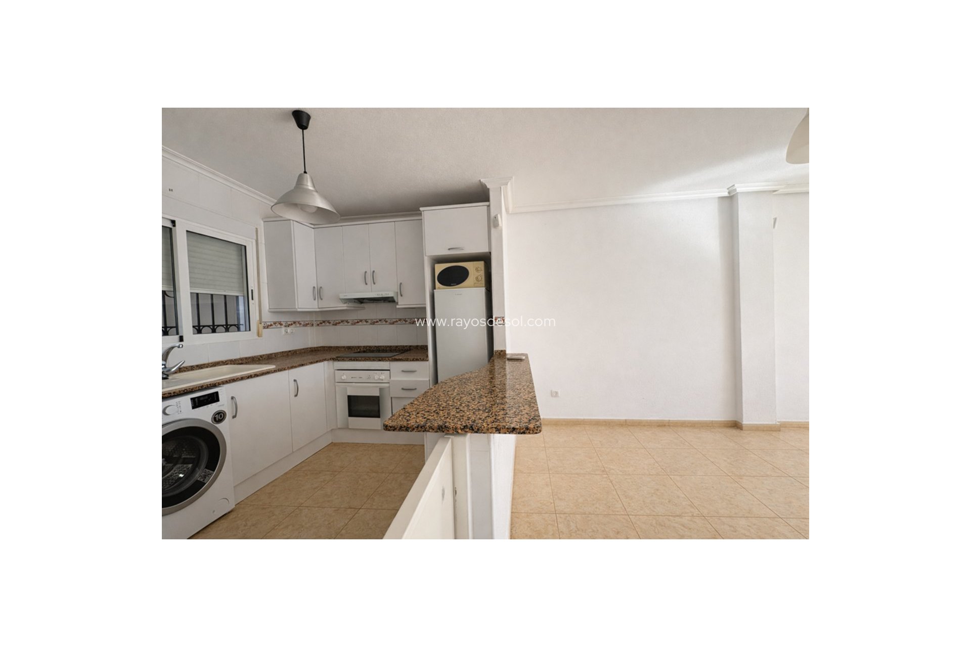 Resale - House - Sucina