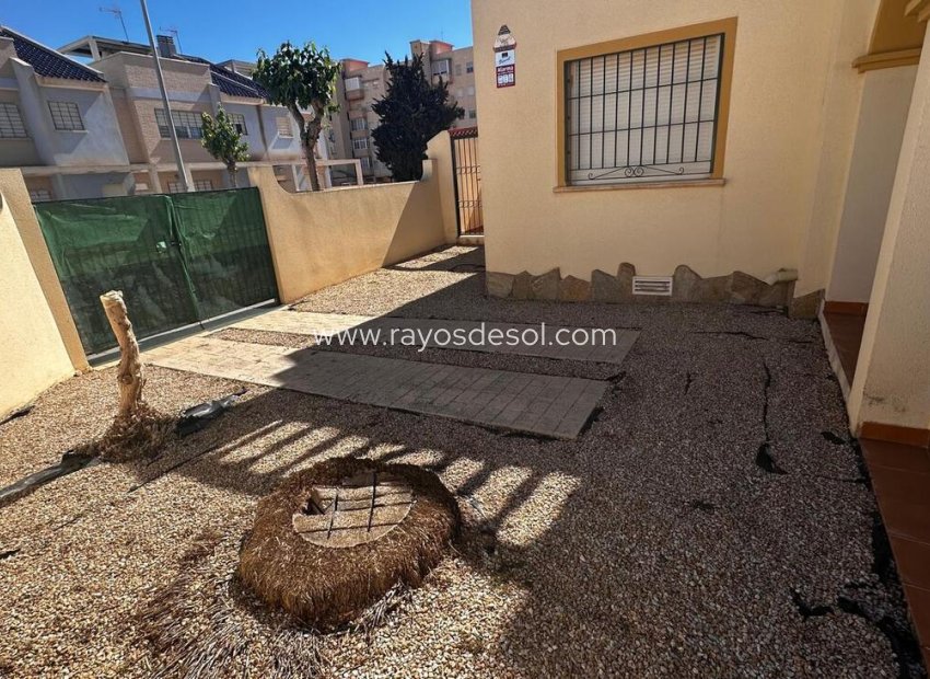 Resale - House - Torre de la Horadada