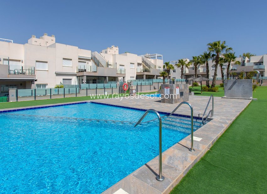 Resale - House - Torrevieja - Aguas Nuevas