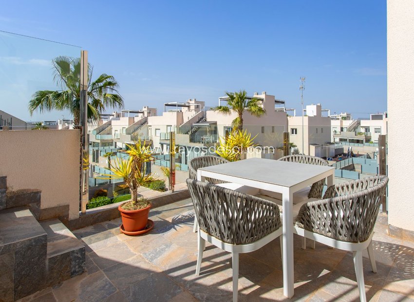 Resale - House - Torrevieja - Aguas Nuevas