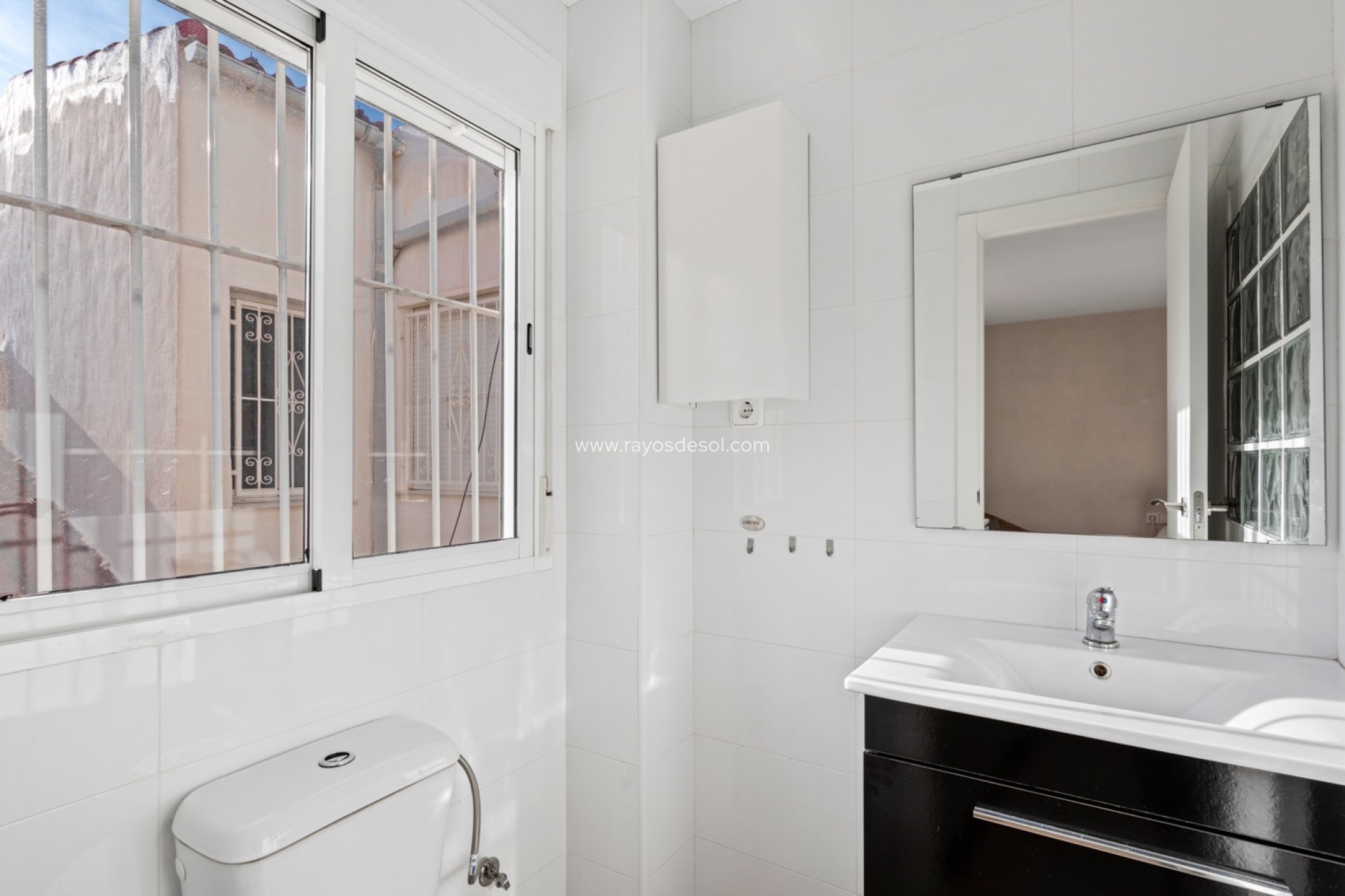 Resale - House - Torrevieja - El Chaparral