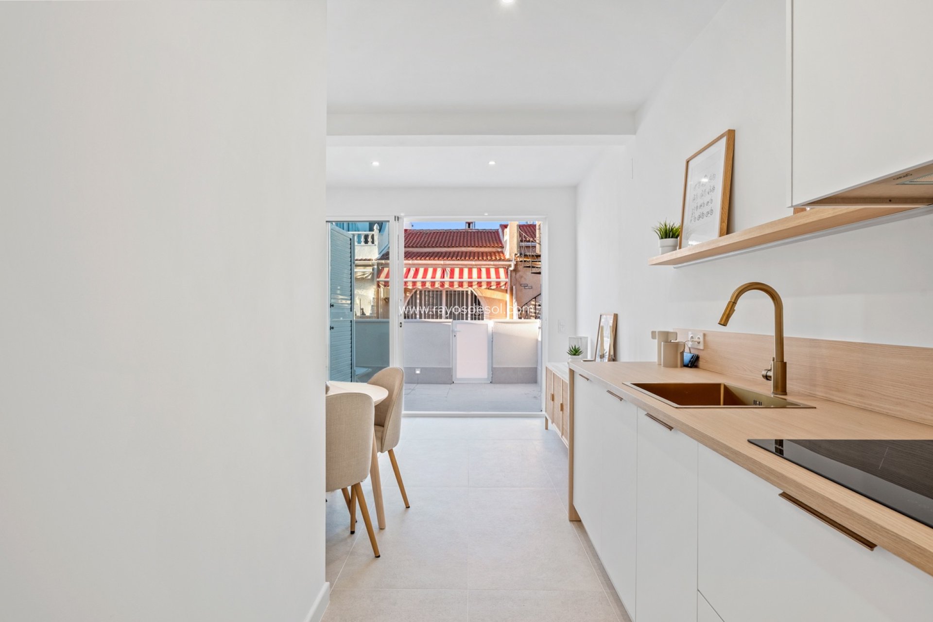 Resale - House - Torrevieja - El Chaparral