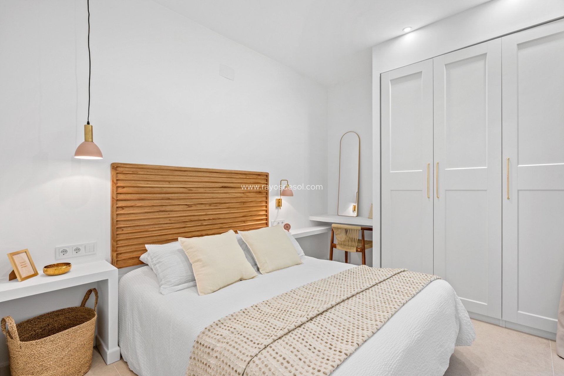 Resale - House - Torrevieja - El Chaparral