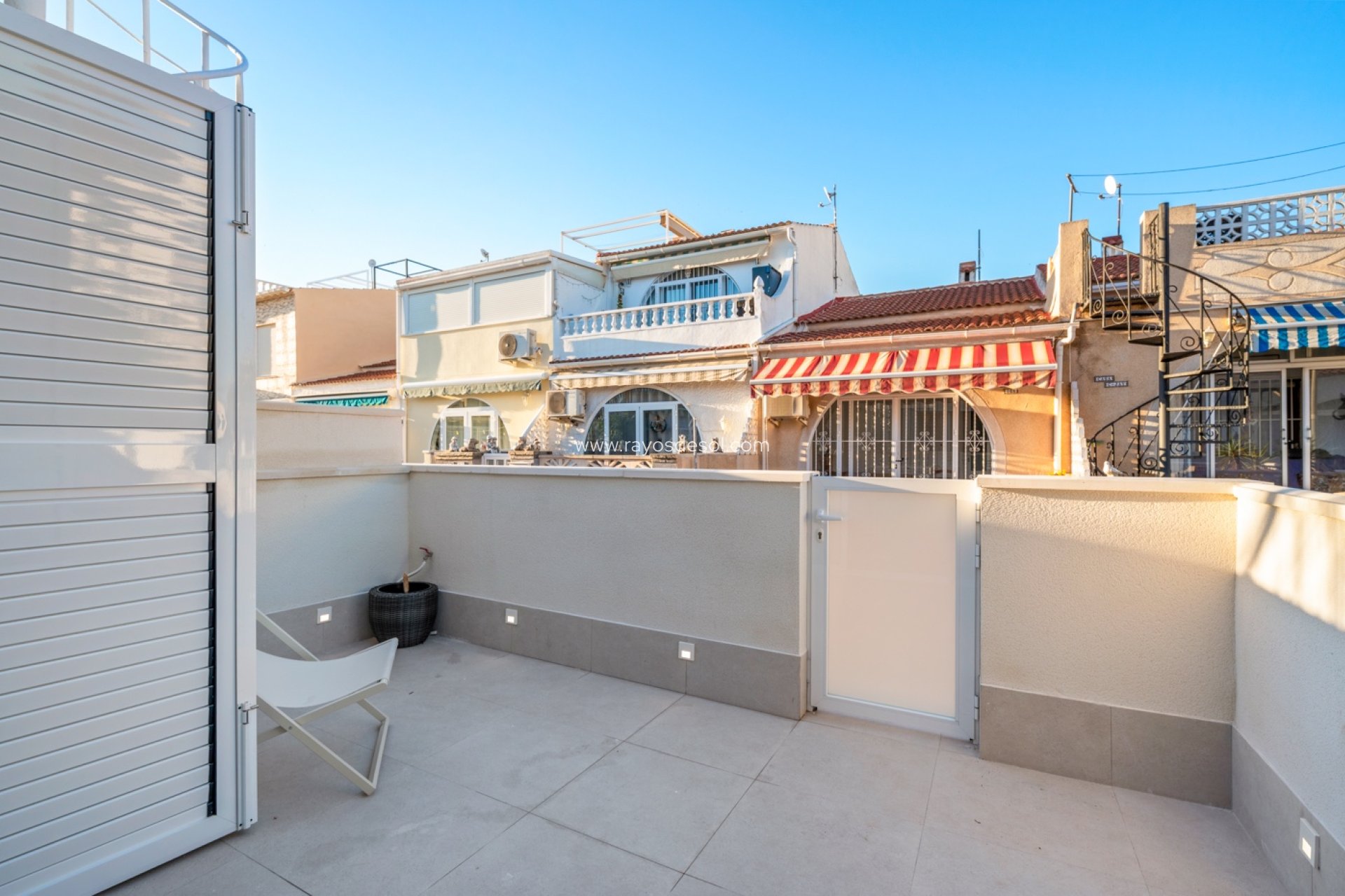 Resale - House - Torrevieja - El Chaparral