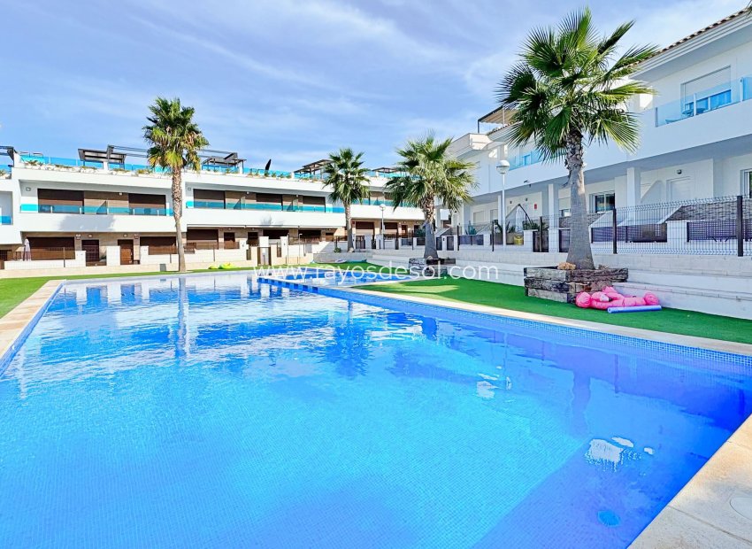 Resale - House - Torrevieja - Los Balcones